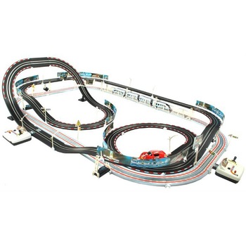 Circuit Electric 2in1 , FAST TGV, 115 Piese, pista dubla, 2 telecomenzi, cu masinuta si trenulet electrice Circuit Electric 2in1 , FAST TGV, 115 Piese, pista dubla, 2 telecomenzi, cu masinuta si trenulet electrice