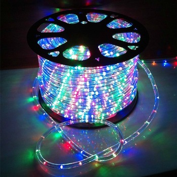 Furtun Luminos LED, 10 metri lumina multicolor, 8 jocuri de lumini, de exterior Furtun Luminos LED, 10 metri lumina multicolor, 8 jocuri de lumini, de exterior