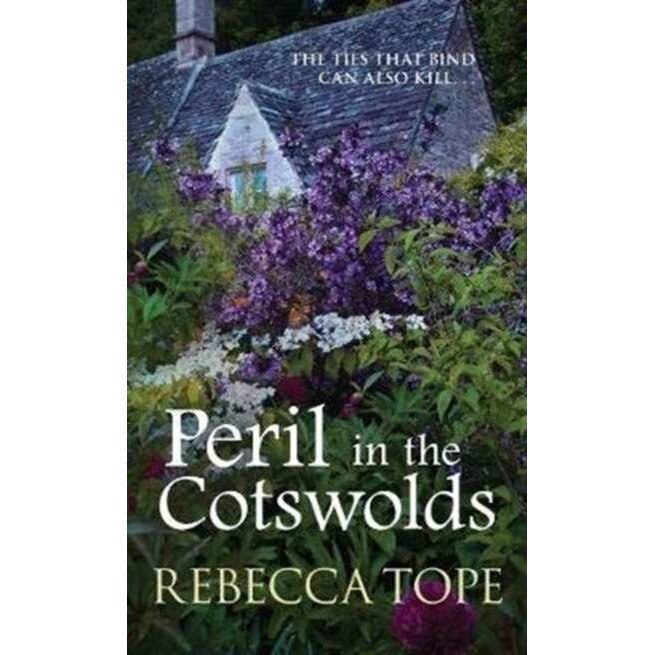 Peril In The Cotswolds de Rebecca Tope [Paperback]