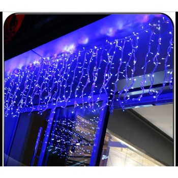 Instalatie de Craciun tip Perdea, 240 Led-uri 6 x 0,8 metrii, Albastru Instalatie de Craciun tip Perdea, 240 Led-uri 6 x 0,8 metrii, Albastru