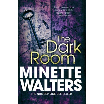The Dark Room de Minette Walters The Dark Room de Minette Walters