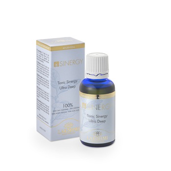 Sinergie tonica foarte intensa, Lakshmi, 30 ml, pentru celulita moale si sclerotica Sinergie tonica foarte intensa, Lakshmi, 30 ml, pentru celulita moale si sclerotica
