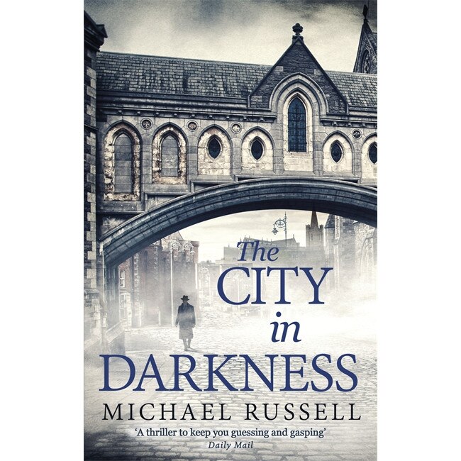 The City in Darkness de Michael Russell