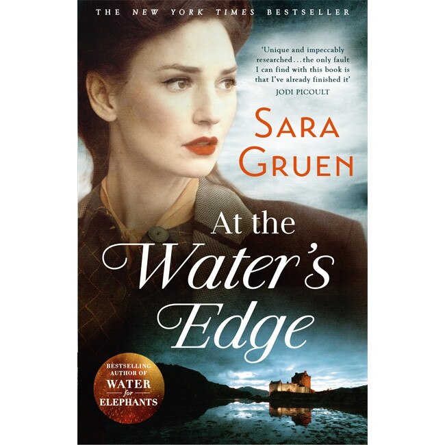 At The Water's Edge de Sara Gruen