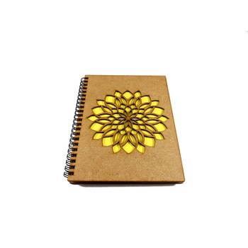 Agenda lemn gravata A5 - Floare Agenda lemn gravata A5 - Floare