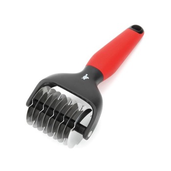 Taietor manual pentru aluat Luigi Ferrero Atlanta FR-1951, Otel inoxidabil, Rosu Taietor manual pentru aluat Luigi Ferrero Atlanta FR-1951, Otel inoxidabil, Rosu