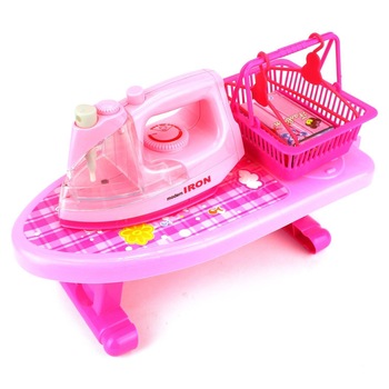 Set de joaca pentru fete, cu fier de calcat ATS Set de joaca pentru fete, cu fier de calcat ATS