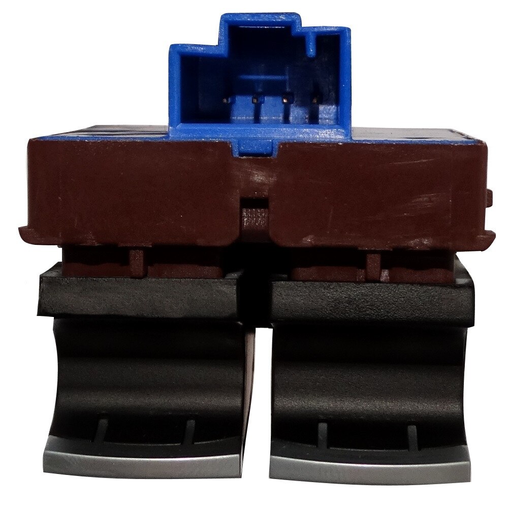 Ключ за отваряне на багажника с отваряне на капака на резервоара ...