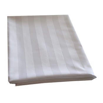 Traversa pentru masa 50X140 cm, damasc alb Traversa pentru masa 50X140 cm, damasc alb