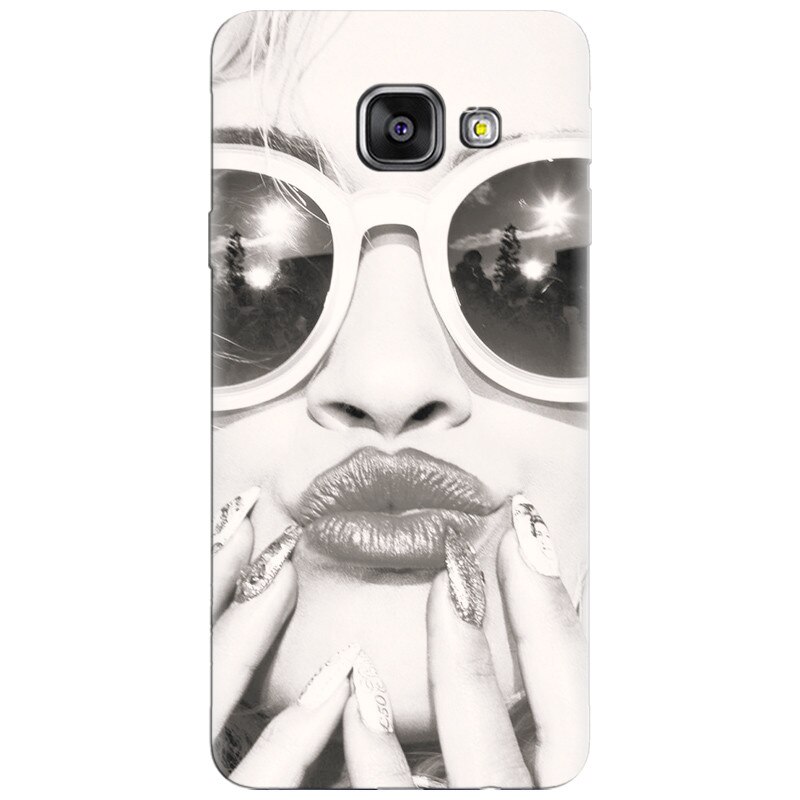Husa silicon pentru Samsung Galaxy A7 2016, Black And White Portrait Blonde Model In Fashion Sunglasses