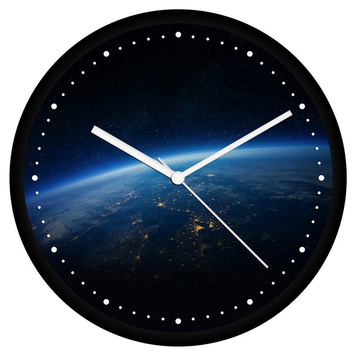 A világűr határa falióra - perces