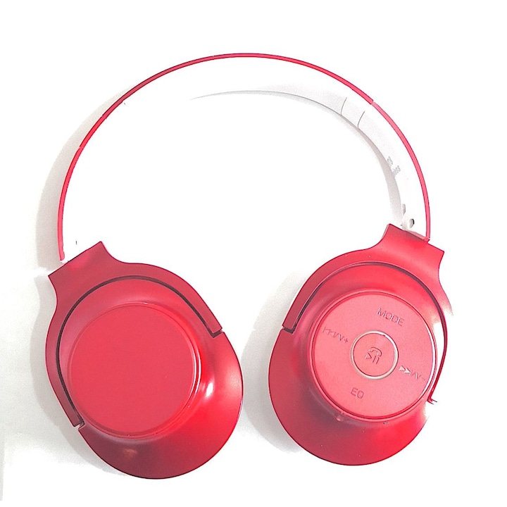 Bluetooth слушалки ST8 MP3 с микрофон, Fm радио и червена SD карта