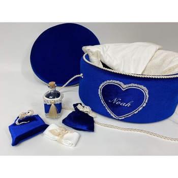 Trusou botez la cufar din catifea id :114 model Ola Baby Trusou botez la cufar din catifea id :114 model Ola Baby