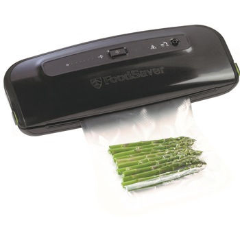 Aparat de vidat FoodSaver FFS001X-01, 28 cm, 1 Viteza, Negru Aparat de vidat FoodSaver FFS001X-01, 28 cm, 1 Viteza, Negru