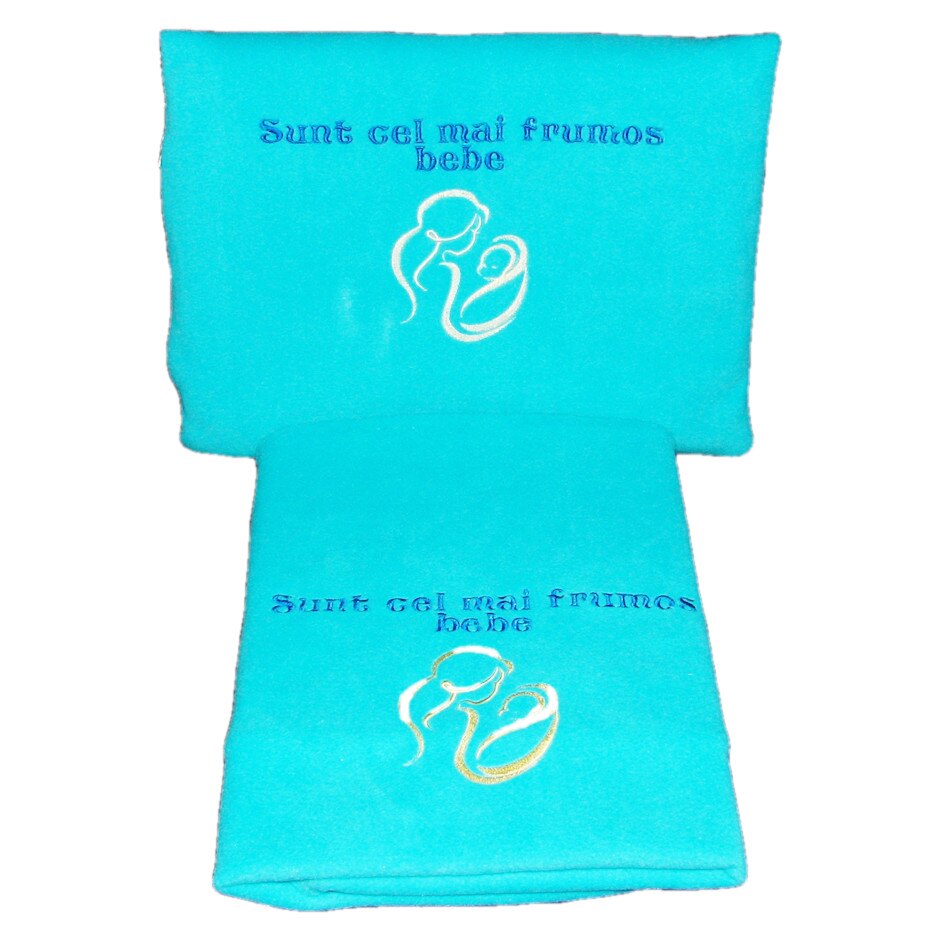 Set paturica si perna brodata 