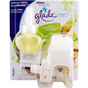 Odorizant camera GLADE aparat electric + rezerva BALI 20ml Odorizant camera GLADE aparat electric + rezerva BALI 20ml