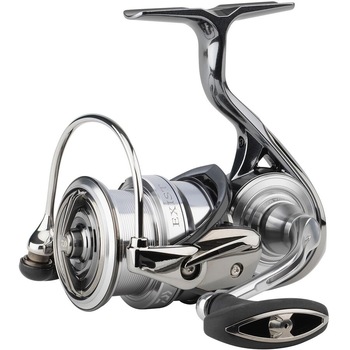 Mulineta Daiwa Exist G LT 18' 2500-XH Mulineta Daiwa Exist G LT 18' 2500-XH