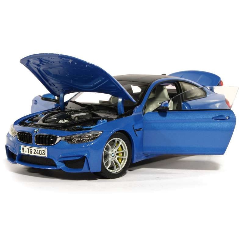 Macheta auto BMW M4 Coupe (F82) albastru 1:18 Paragon - eMAG.ro