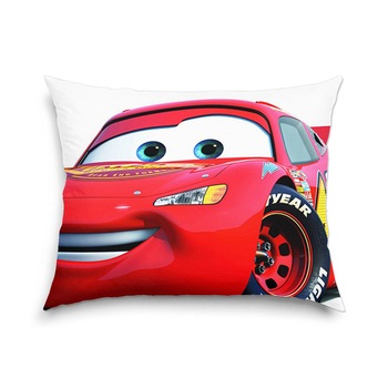 Perna decorativa Animatie pentru copii Lighning McQueen Cars 40 x 60 cm Perna decorativa Animatie pentru copii Lighning McQueen Cars 40 x 60 cm