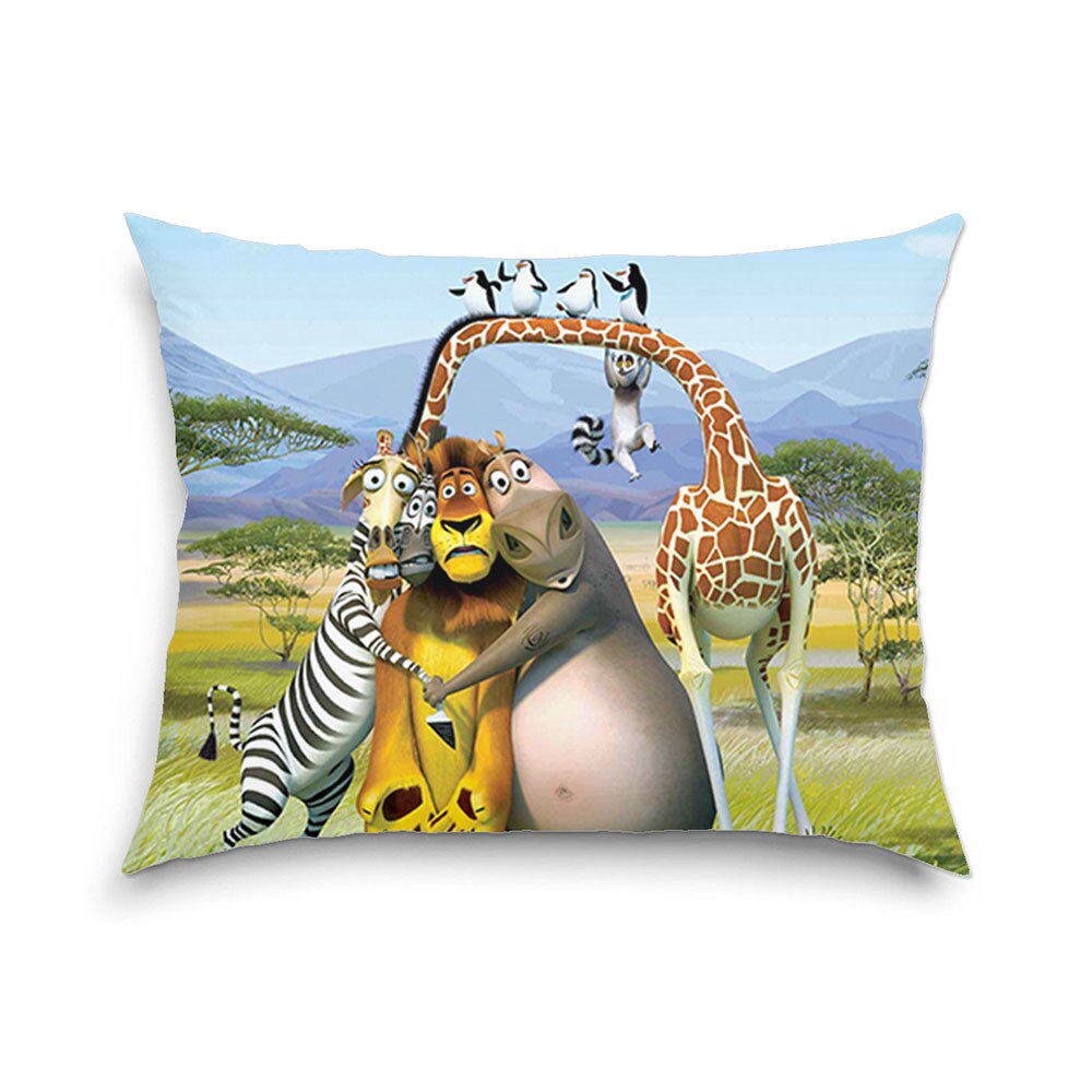 Perna decorativa Animatie pentru copii Madagascar The Crate Escape 40 x 60 cm