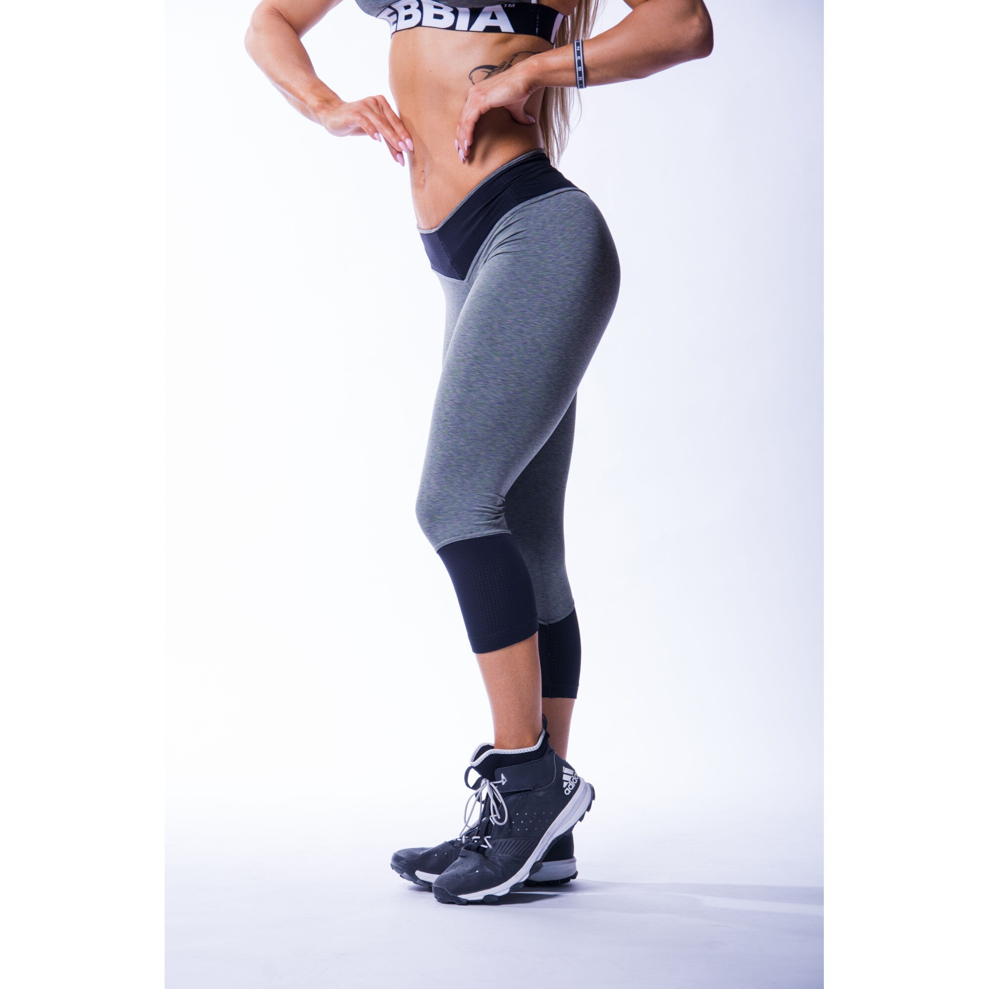 Nebbia мужская одежда для фитнеса купить. Nebbia цвет какой.