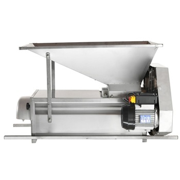 Zdrobitor-desciorchinator electric Marchisio BABY Inox, 750 W, 1000-1500 kg/h, integral inox Zdrobitor-desciorchinator electric Marchisio BABY Inox, 750 W, 1000-1500 kg/h, integral inox