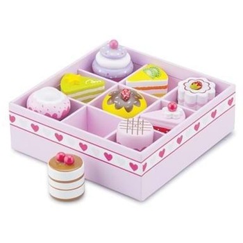 Set New Classic Toys de 9 Prajituri in Cutie de Cadou Set New Classic Toys de 9 Prajituri in Cutie de Cadou