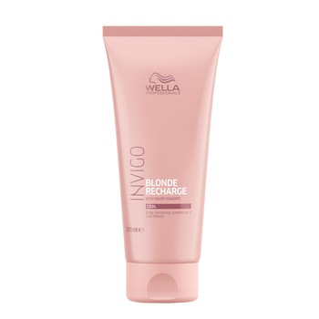 Balsam Wella Professionals Invigo Color Recharge Cool Blond pentru par blond inchis, 200 ml Balsam Wella Professionals Invigo Color Recharge Cool Blond pentru par blond inchis, 200 ml