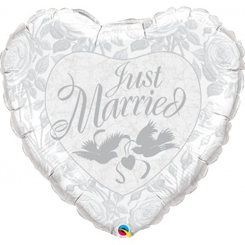 Balon folie inima Just Married - 91 cm, Qualatex 82425 Balon folie inima Just Married - 91 cm, Qualatex 82425
