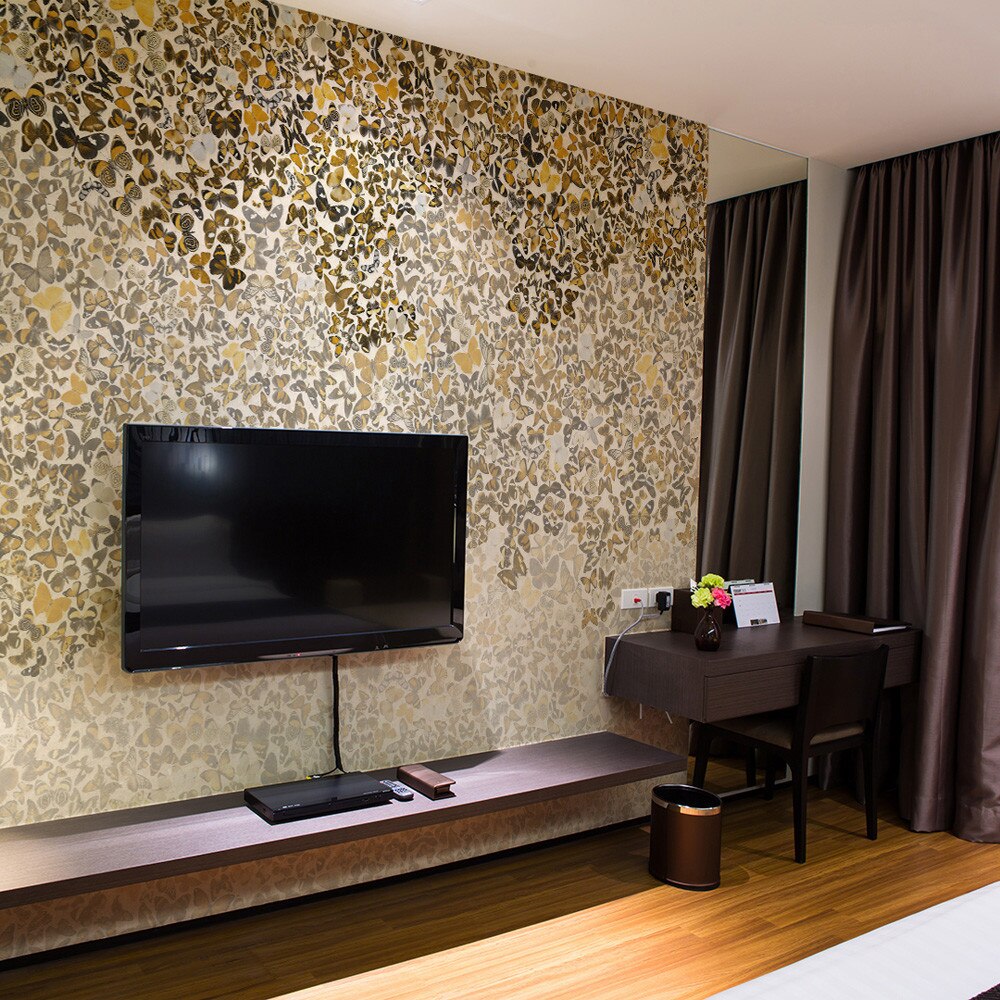 Fototapet vlies - Art and butterflies - 350 x 270 cm