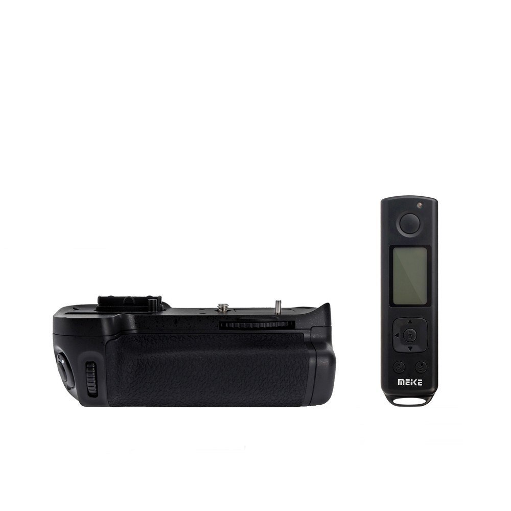Grip Meike MK-DR7000 cu telecomanda wireless pentru Nikon D7000