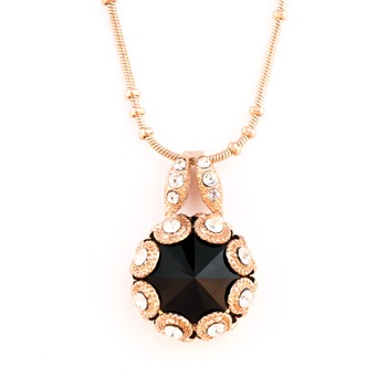 Pandantiv cu lant placat cu Aur roz de 24K, Cristale, Check Mate by Roxannes - Mariana Jewellery, Negru 5070-280-1RG Pandantiv cu lant placat cu Aur roz de 24K, Cristale, Check Mate by Roxannes - Mariana Jewellery, Negru 5070-280-1RG