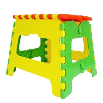 Scaun si inaltator pentru copii pliabil 18 cm Scaun si inaltator pentru copii pliabil 18 cm