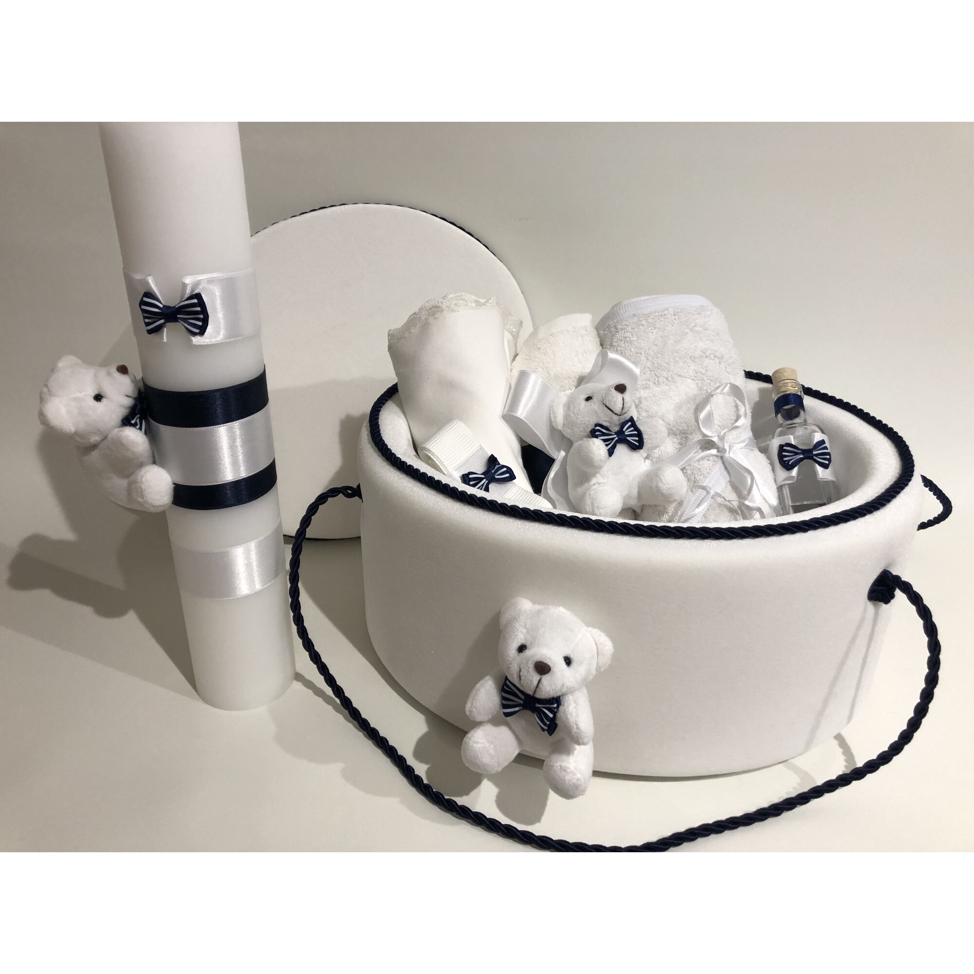 Trusou botez la cufar din catifea si lumanare id:138 model Ola Baby