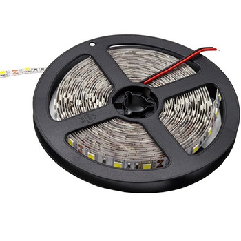 Banda LED 120 Leduri/m interior alb cald 3000K 12V Banda LED 120 Leduri/m interior alb cald 3000K 12V