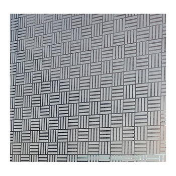 Folie decorativa pentru geam autoadeziva patrate din dungi albe, 10 m x 1.52 m Folie decorativa pentru geam autoadeziva patrate din dungi albe, 10 m x 1.52 m