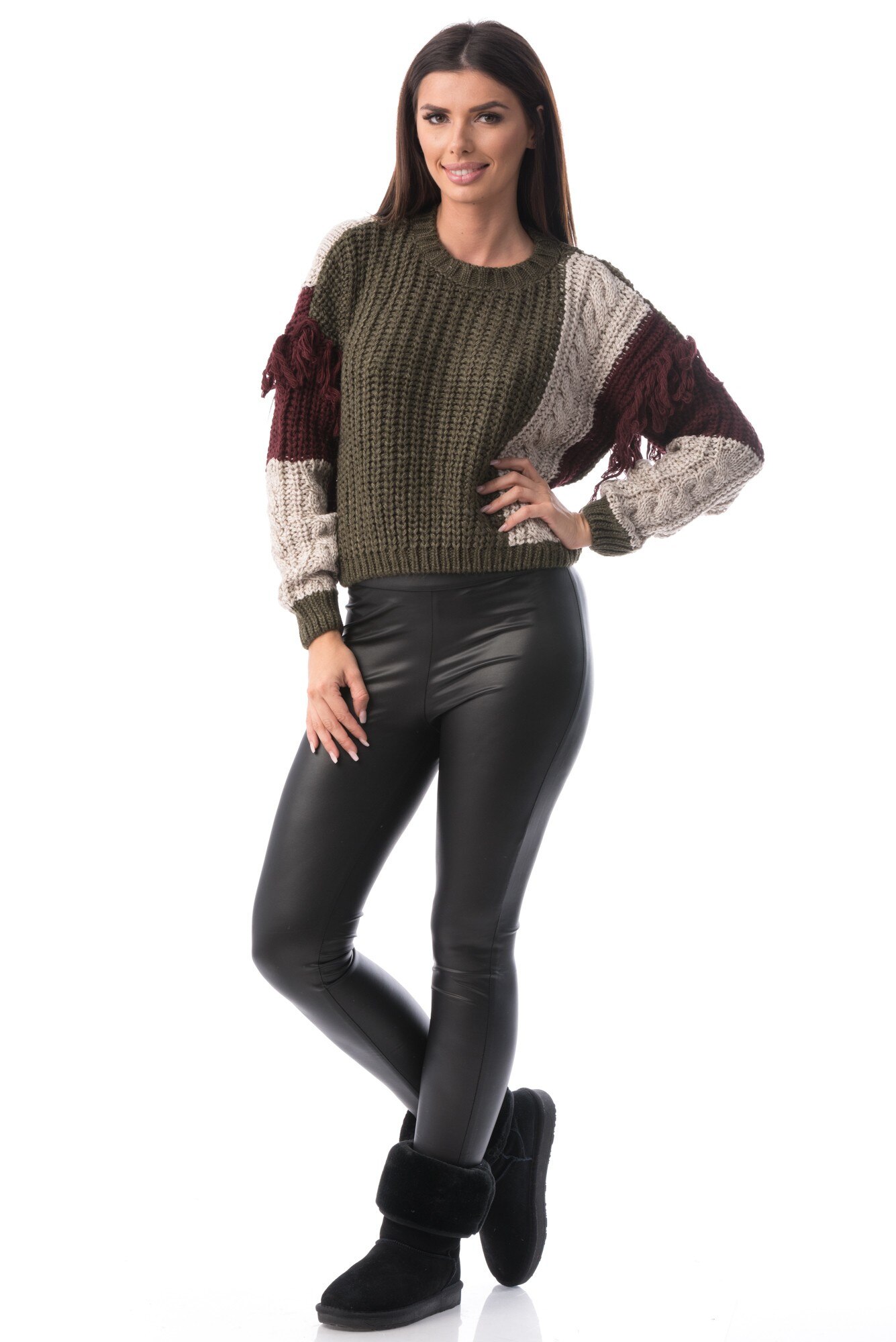 Pulover dama,tricotat cu torsade,kaki cu grena si gri,universal ca marime