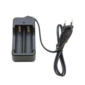 Incarcator dublu pentru acumulatori tip 18650 Incarcator dublu pentru acumulatori tip 18650