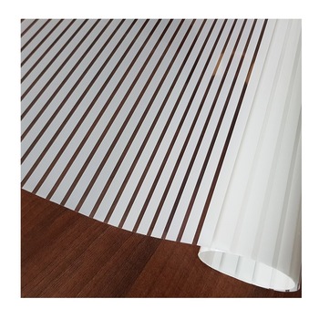 Folie decorativa pentru geam autoadeziva dungi albe 1 cm, 10 m x 1.52 m Folie decorativa pentru geam autoadeziva dungi albe 1 cm, 10 m x 1.52 m
