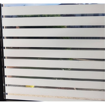Folie decorativa autoadeziva dungi albe, 3 m x 1.22 m Folie decorativa autoadeziva dungi albe, 3 m x 1.22 m