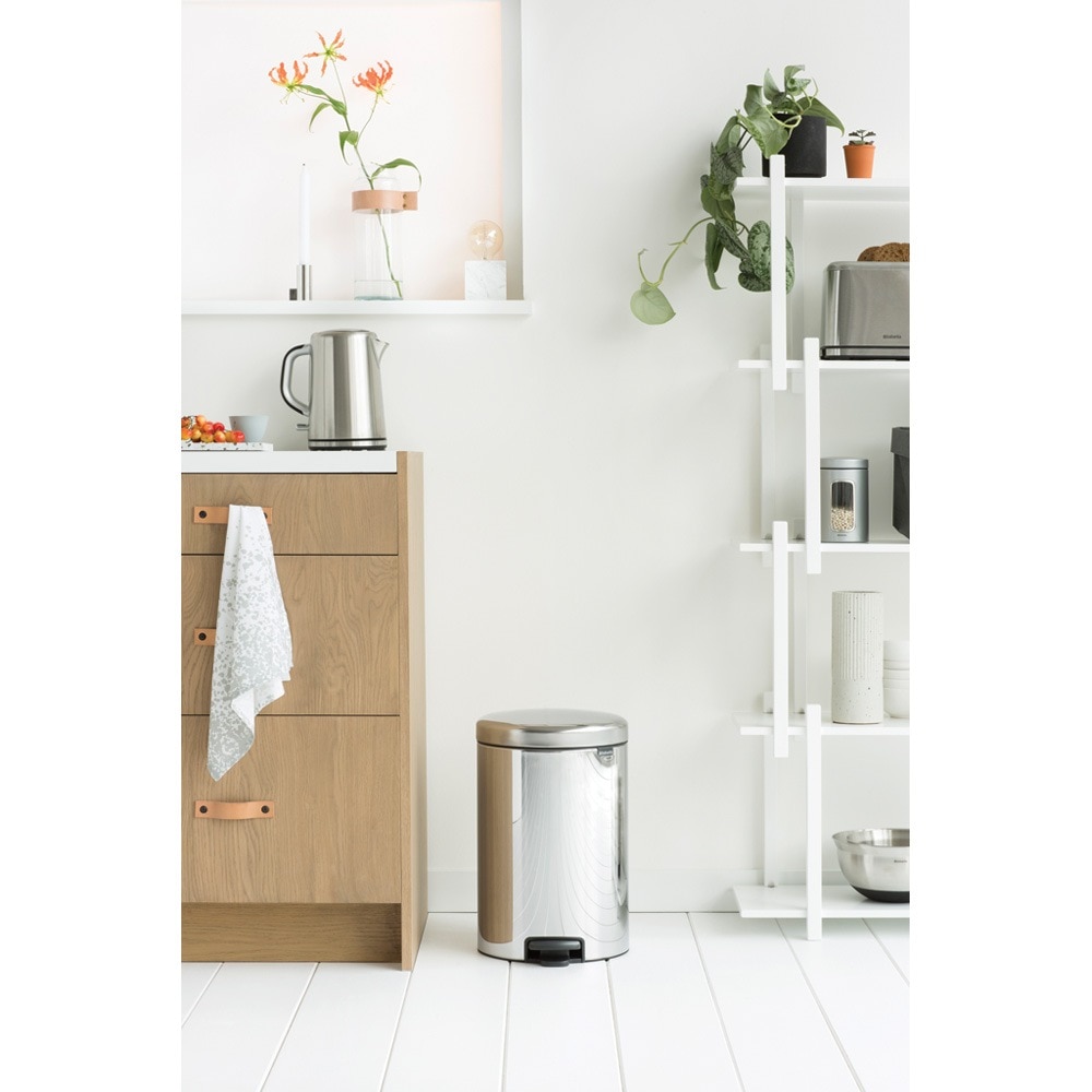 Кош за боклук Brabantia New Icon, С педал, 20 л, Инокс - eMAG.bg