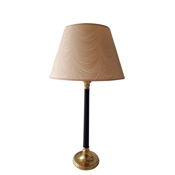 Veioza Quadra picior negru cu auriu si abajur bej H: 66 cm Veioza Quadra picior negru cu auriu si abajur bej H: 66 cm