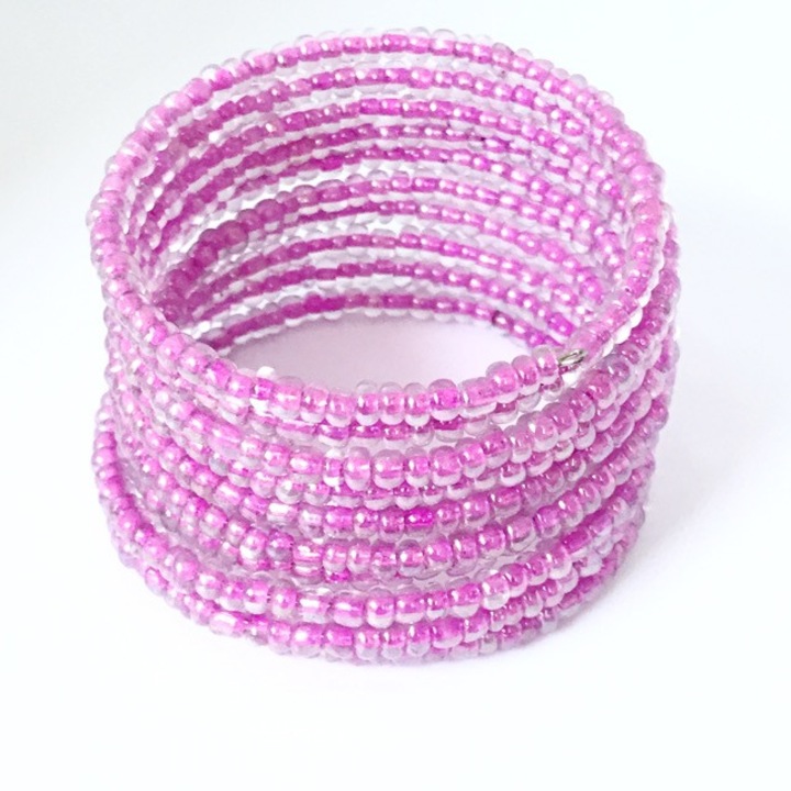 Üveggyöngy karkötő-halvány fukszia