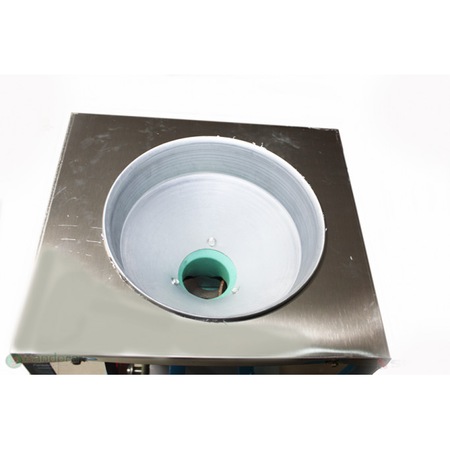 Masina de tocat carne Nr. 32 cu motor 2.2 Kw, Palnie + masuta