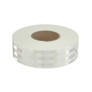 Banda reflectorizanta Premium 3M, culoare alb-fagure, pentru marcarea suprafetelor dure 55mm*50m, certificare ONU III-gen.EEC 104 Banda reflectorizanta Premium 3M, culoare alb-fagure, pentru marcarea suprafetelor dure 55mm*50m, certificare ONU III-gen.EEC 104