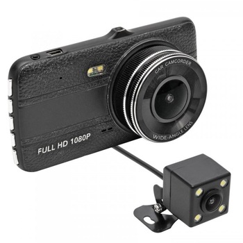 Camera auto dubla DVR FULL HD, LCD 4 inch, acumulator 1000 mA, 12/24 V Camera auto dubla DVR FULL HD, LCD 4 inch, acumulator 1000 mA, 12/24 V