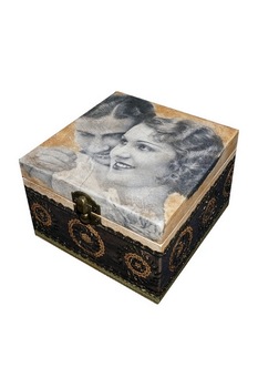 Cutie de bijuterii decorata si pictata manual prin tehnici mixte, Serena, Retro Love Cutie de bijuterii decorata si pictata manual prin tehnici mixte, Serena, Retro Love