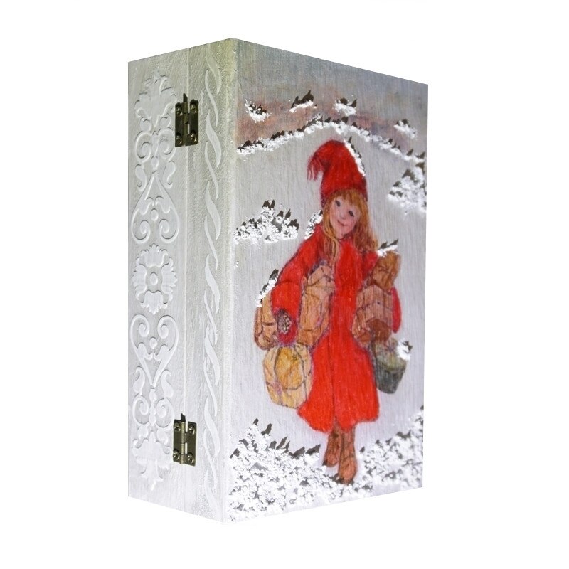 Cutie de bijuterii tip carte decorata si pictata manual prin tehnici mixte, Serena, Iarna pe ulita