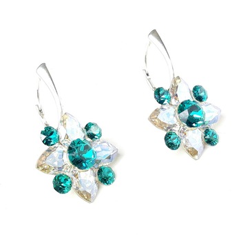 Cercei in stil victorian, cu cristale moonlight si turcoaz inchis, cu tortita inchisa din argint 925 Cercei in stil victorian, cu cristale moonlight si turcoaz inchis, cu tortita inchisa din argint 925