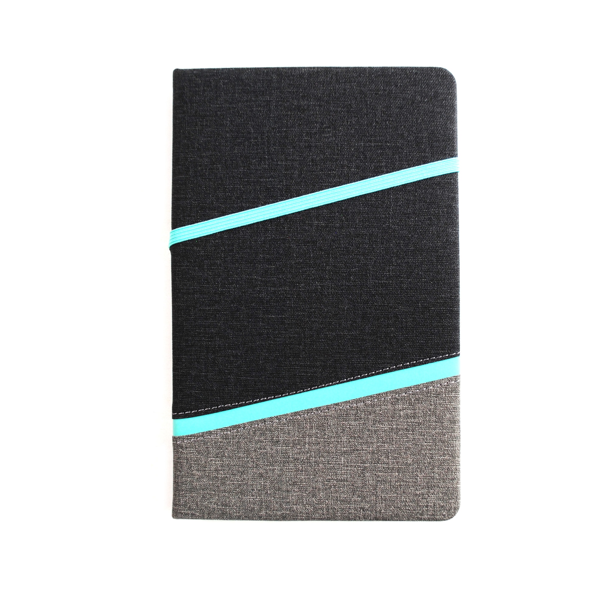 Agenda cu elastic pe mijloc, DIAMOND LINE nedatata A5. Culoare negru & elastic bleu